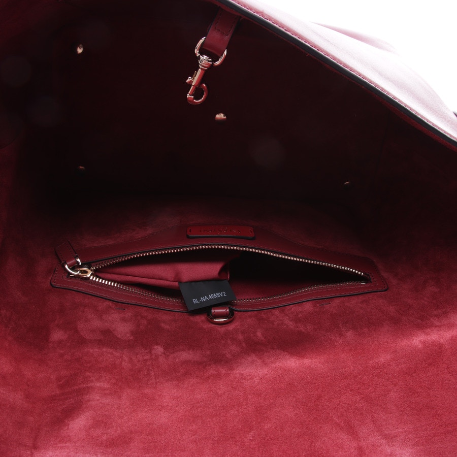 Bild 5 von Rockstud Handtasche Bordeaux in Farbe Rot | Vite EnVogue