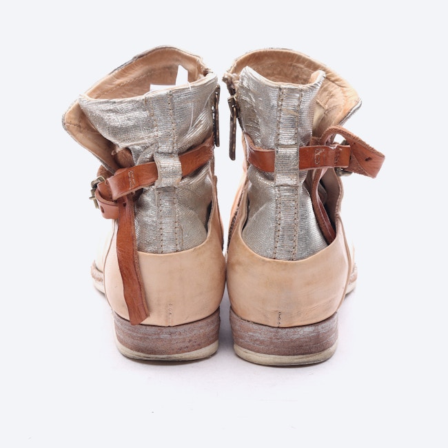 Image 3 of Ankle Boots EUR38 Beige in color White | Vite EnVogue