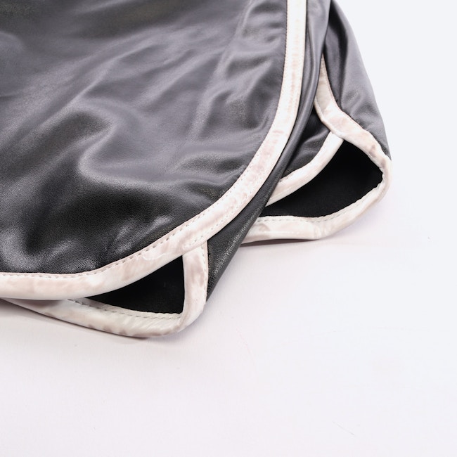 Image 3 of Shorts XS Black in color Black | Vite EnVogue