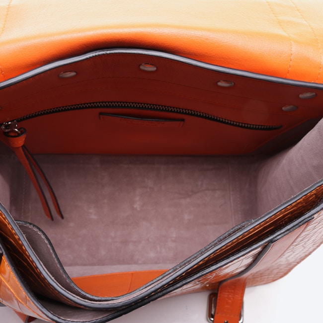 Image 5 of Crossbody Bag Orangered in color Orange | Vite EnVogue