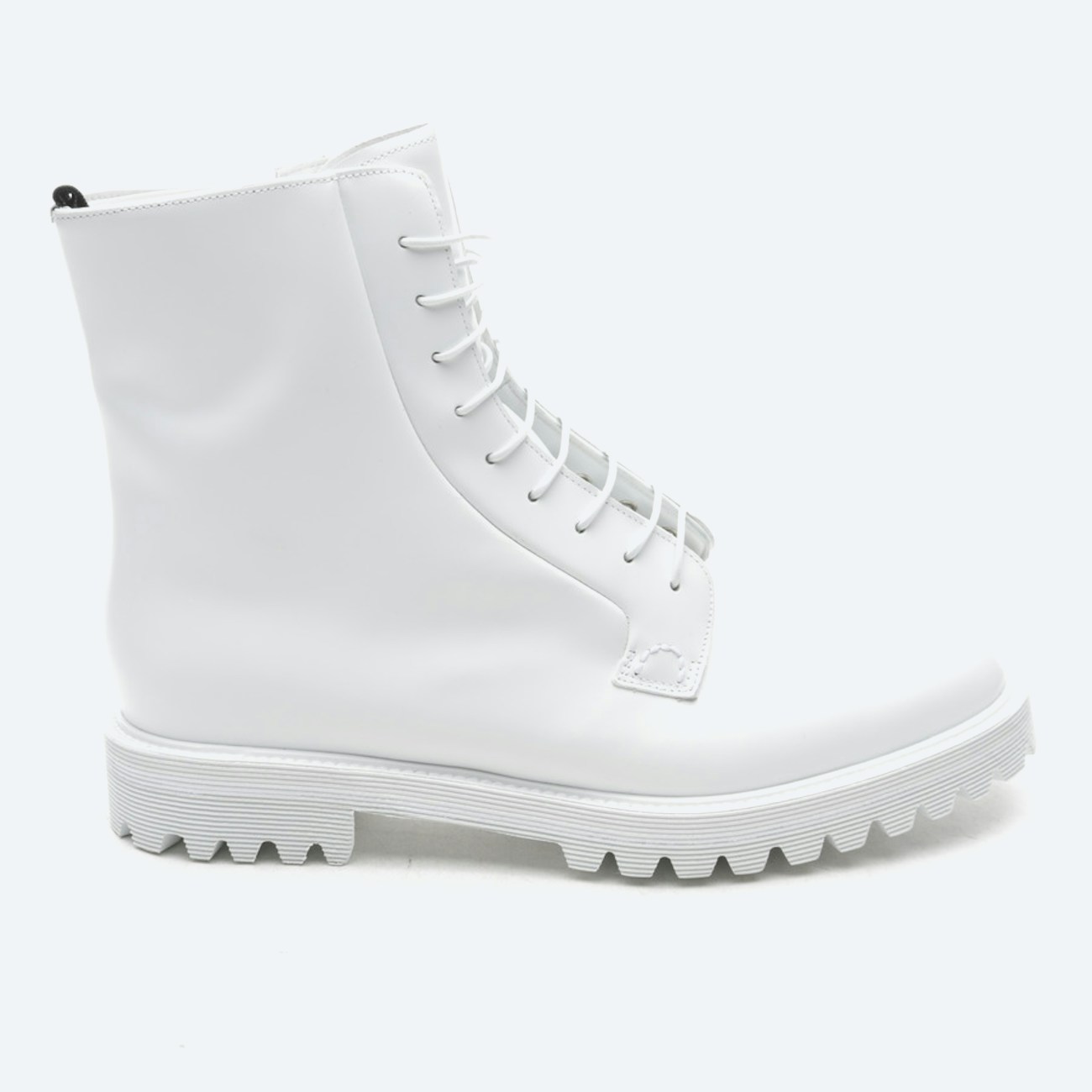 Image 1 of Ankle Boots EUR 39.5 White in color White | Vite EnVogue