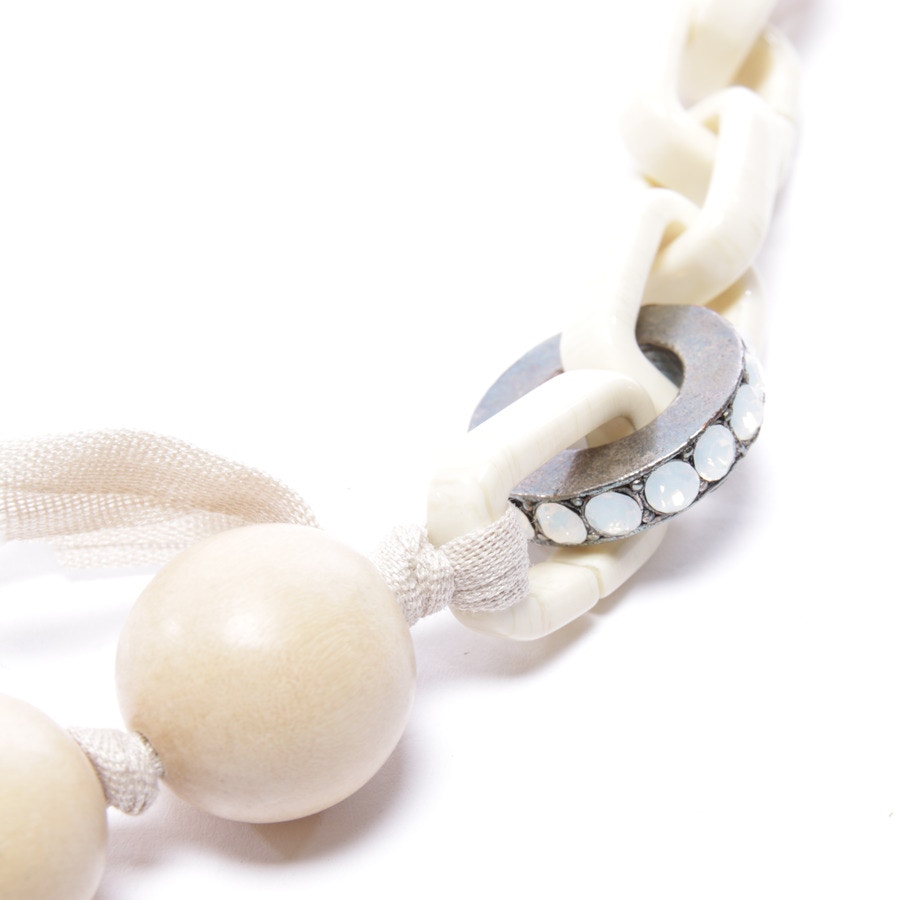 Image 2 of Necklace Beige in color White | Vite EnVogue