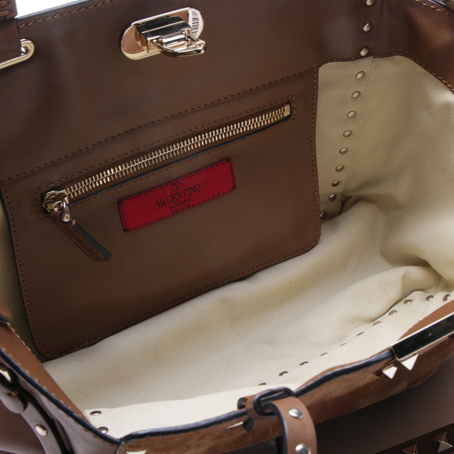 Image 5 of Rockstud Shoulder Bag Cognac in color Brown | Vite EnVogue