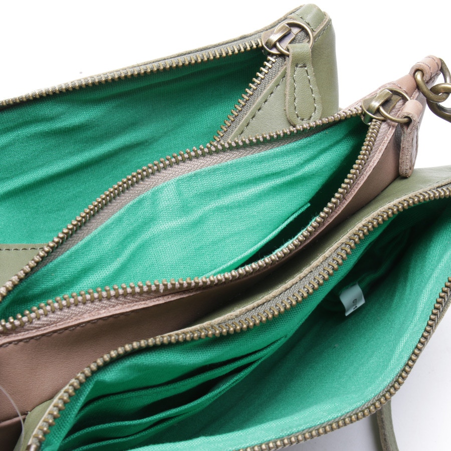 Image 3 of Shoulder Bag Olive in color Green | Vite EnVogue
