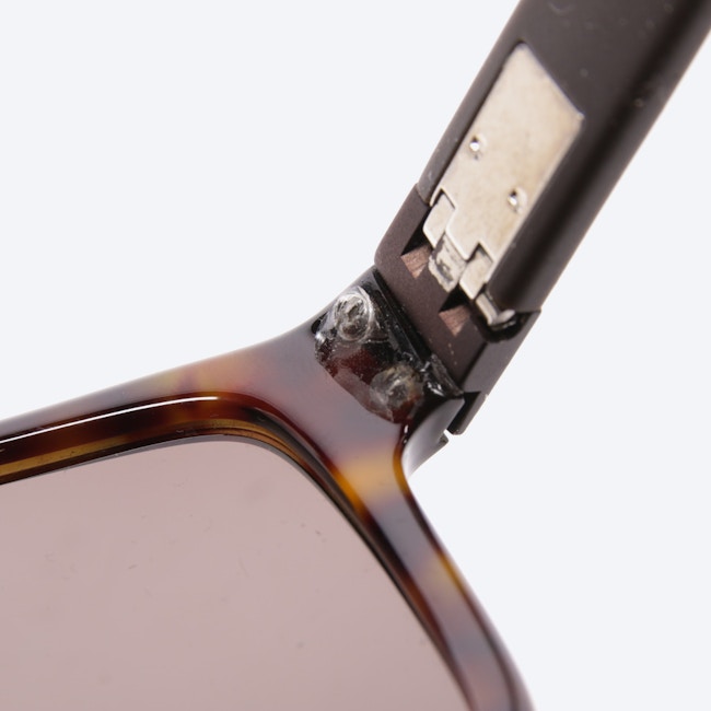 Image 4 of BOSS 0600 Sunglasses Dark brown in color Brown | Vite EnVogue