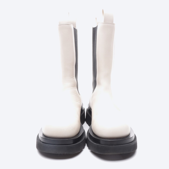 Bild 2 von Stiefel EUR 39 Beige in Farbe Weiß | Vite EnVogue