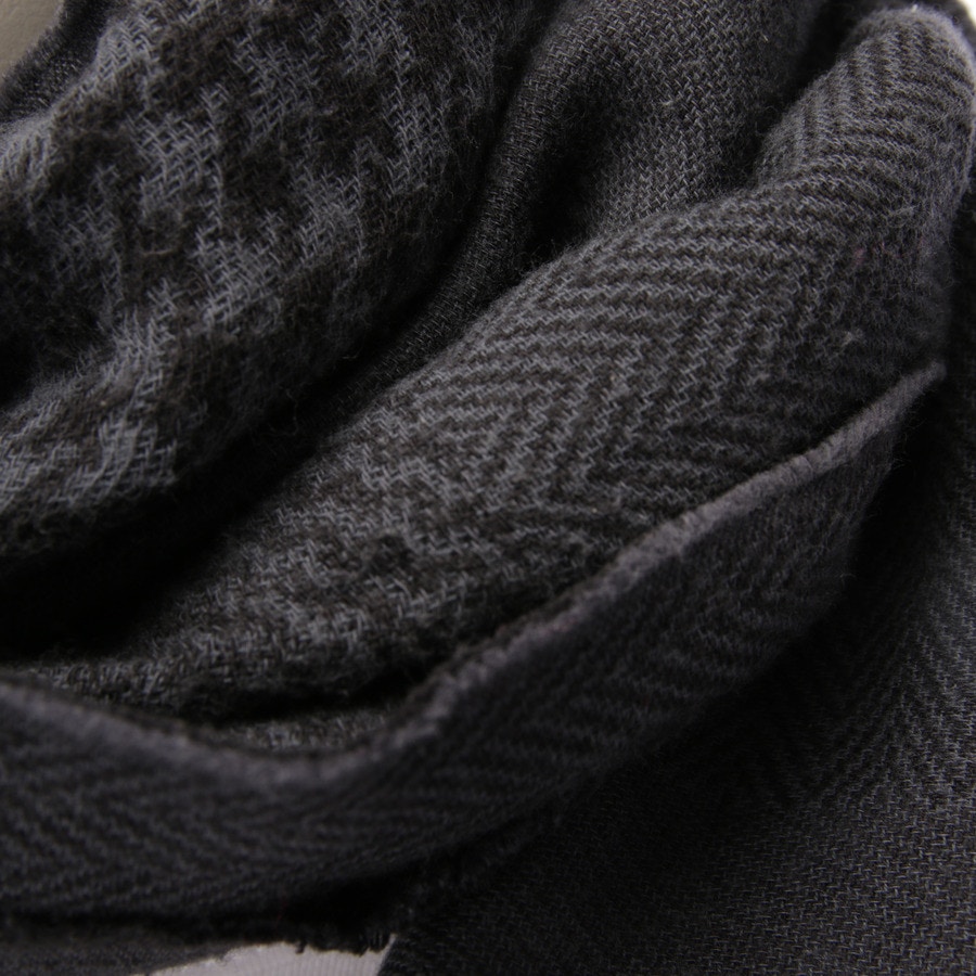 Image 2 of Shawl Anthracite in color Gray | Vite EnVogue