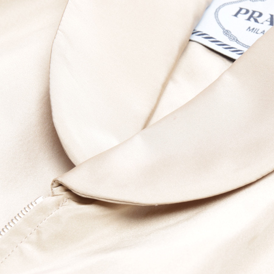 Image 3 of Silk Jacket 36 Beige in color White | Vite EnVogue