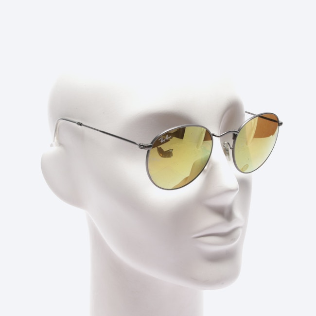 Image 2 of RB 3447 Sunglasses Gray in color Gray | Vite EnVogue