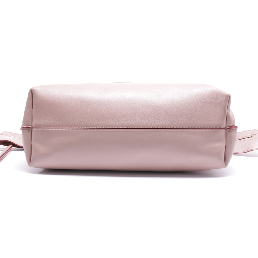 Image 4 of Wave Shoulder Bag Pink in color Pink | Vite EnVogue