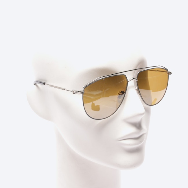 Image 2 of LEX/S Sunglasses Silver in color Metallic | Vite EnVogue