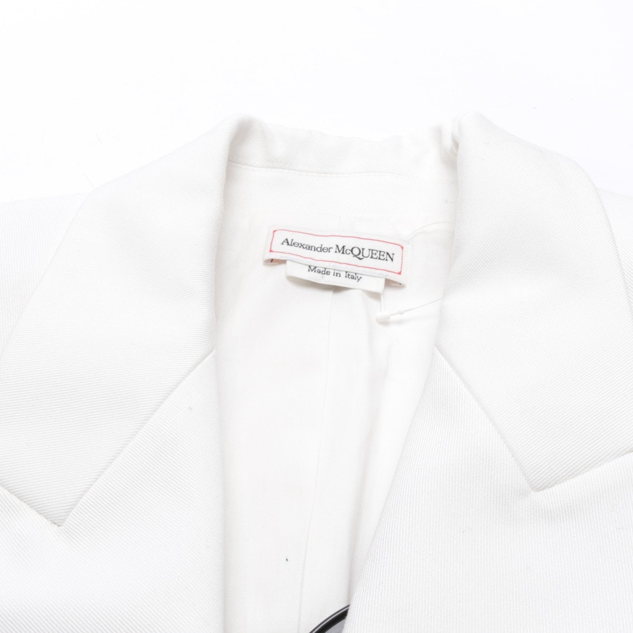 Image 3 of Blazer 40 White in color White | Vite EnVogue