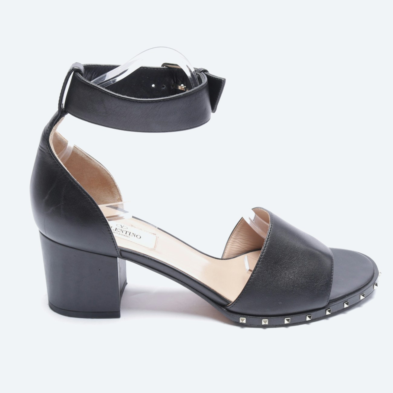 Image 1 of Rockstud Heeled Sandals EUR 38.5 Black in color Black | Vite EnVogue