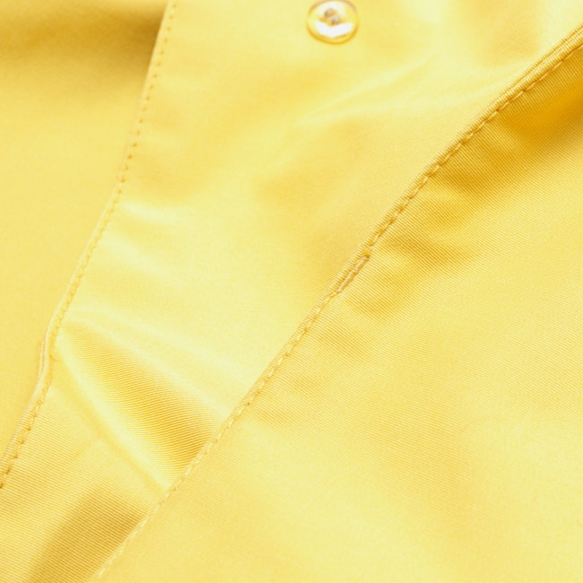 Image 4 of Between-seasons Coat L Yellow in color Yellow | Vite EnVogue