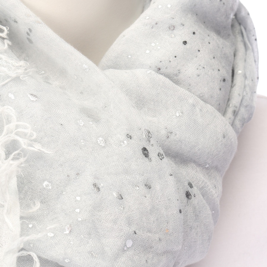 Image 2 of Scarf Light Gray in color Gray | Vite EnVogue