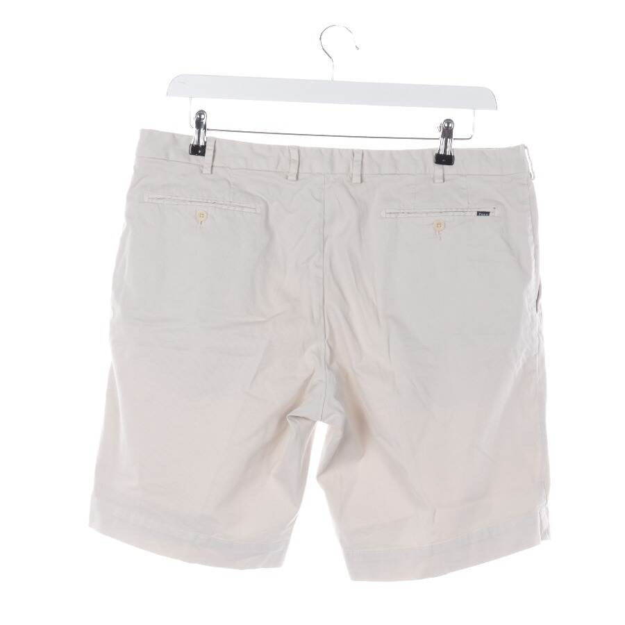 Image 2 of Shorts 56 Beige in color White | Vite EnVogue