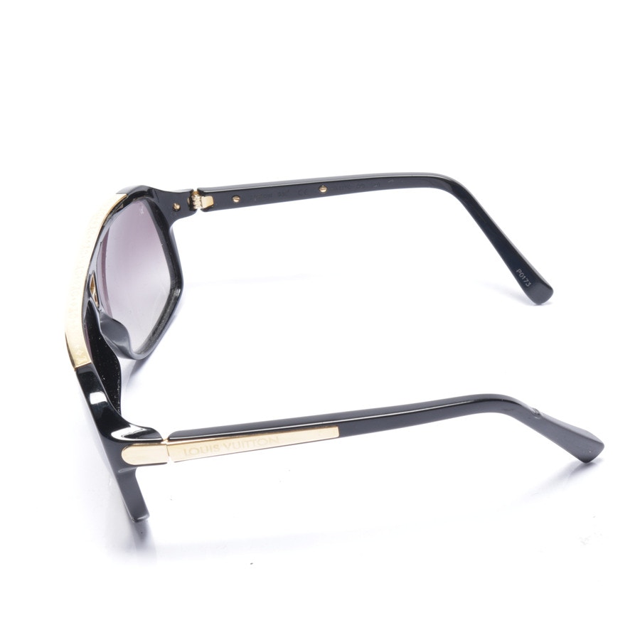 Image 3 of Z0350W Sunglasses Black in color Black | Vite EnVogue