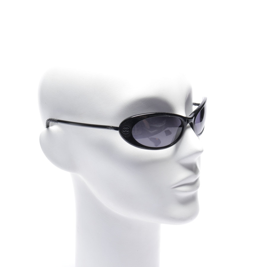 Image 2 of 5035 Sunglasses Black in color Black | Vite EnVogue