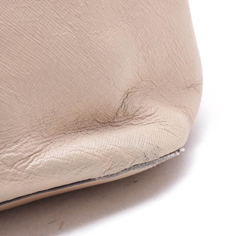 Image 4 of Shoulder Bag Tan in color Brown | Vite EnVogue