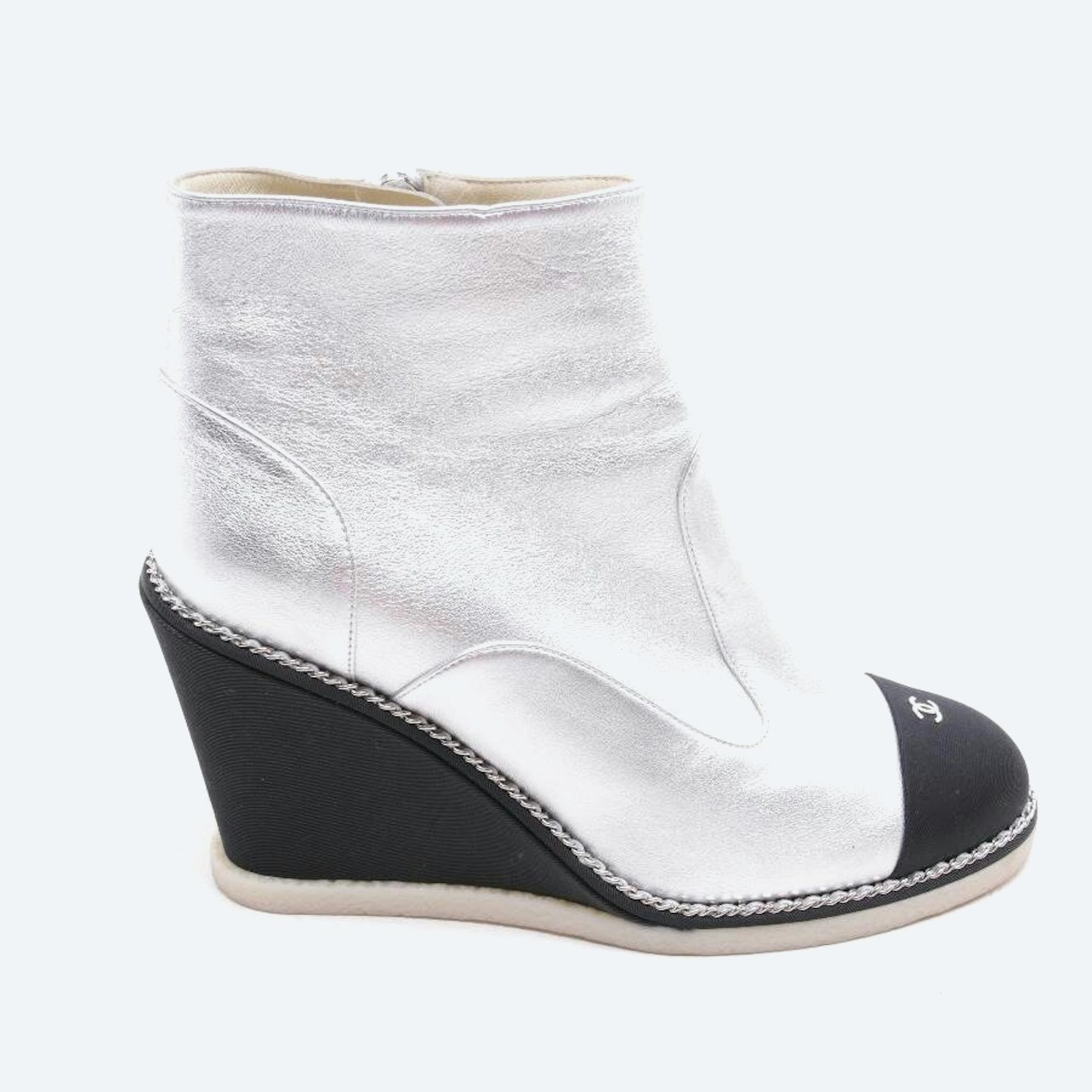 Image 1 of Ankle Boots EUR 38.5 Silver in color Metallic | Vite EnVogue