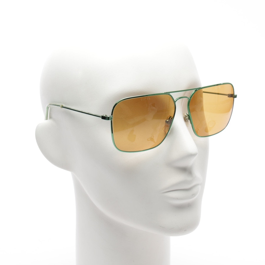 Image 2 of Sunglasses Green in color Green | Vite EnVogue
