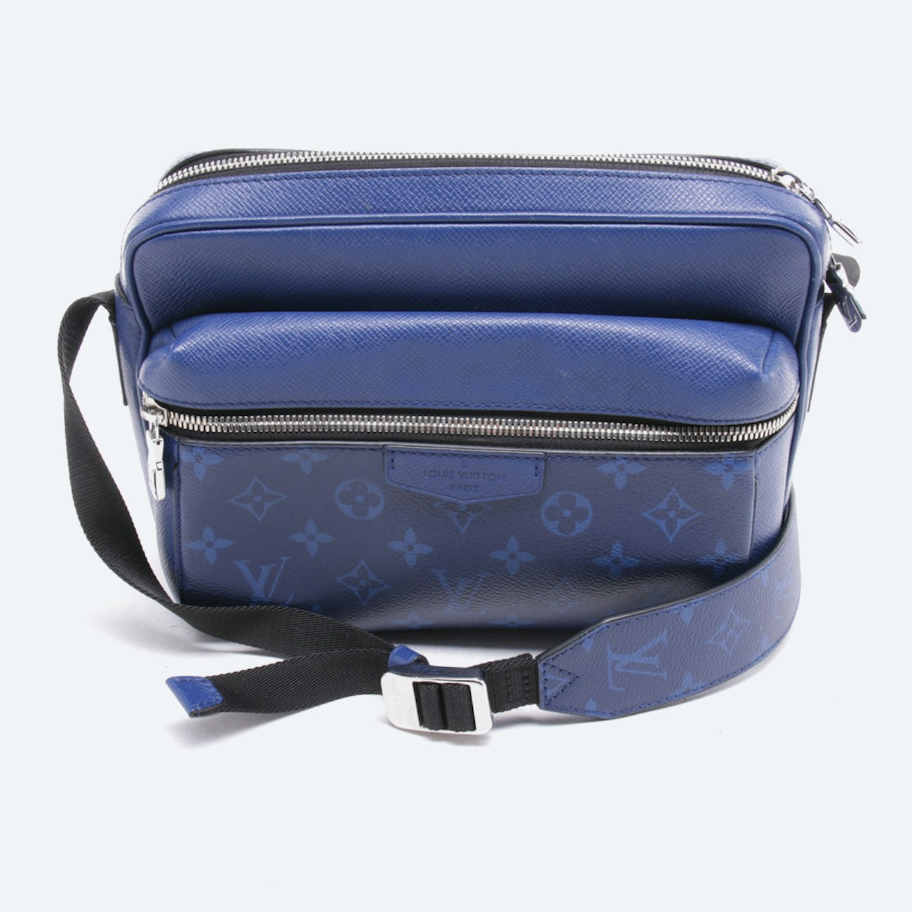 Image 1 of Crossbody Bag Blue in color Blue | Vite EnVogue