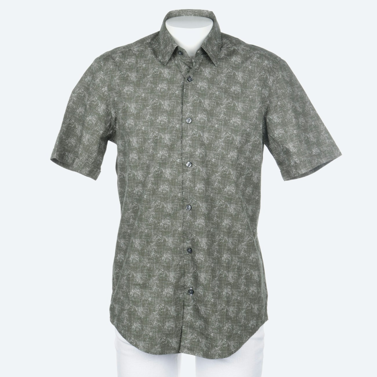 Image 1 of Casual Shirt M Green in color Green | Vite EnVogue