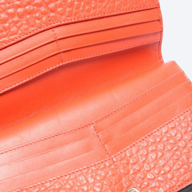 Image 2 of Wallet Orangered in color Orange | Vite EnVogue