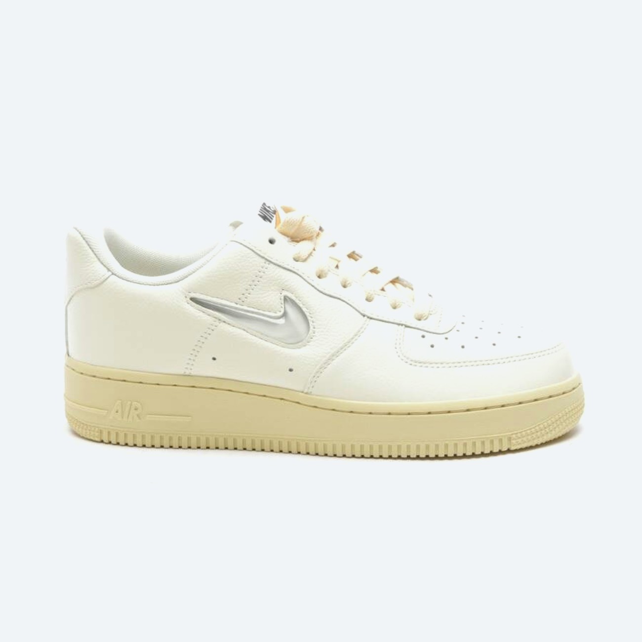Image 1 of Sneakers EUR38 Ivory in color White | Vite EnVogue