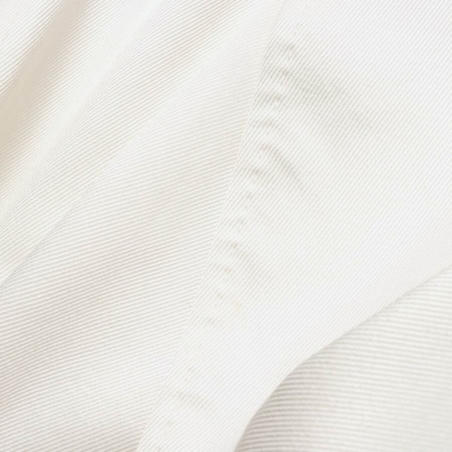 Image 4 of Blazer XL White in color White | Vite EnVogue