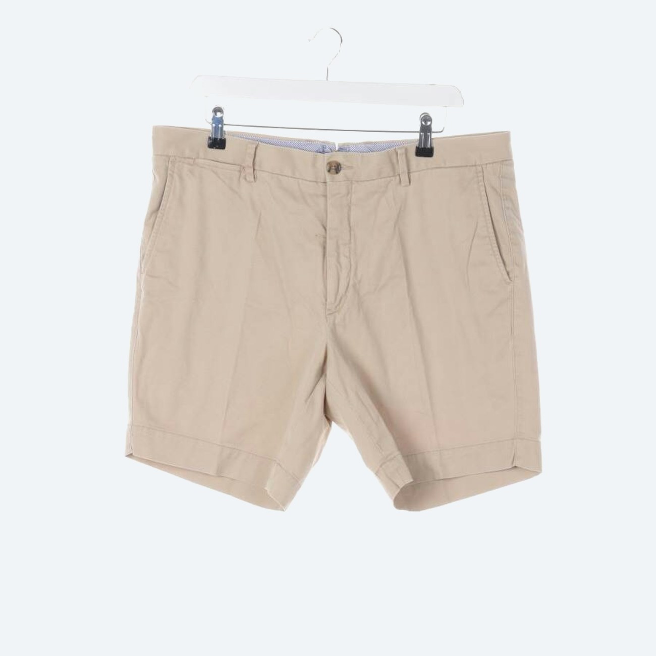 Image 1 of Shorts W36 Beige in color White | Vite EnVogue