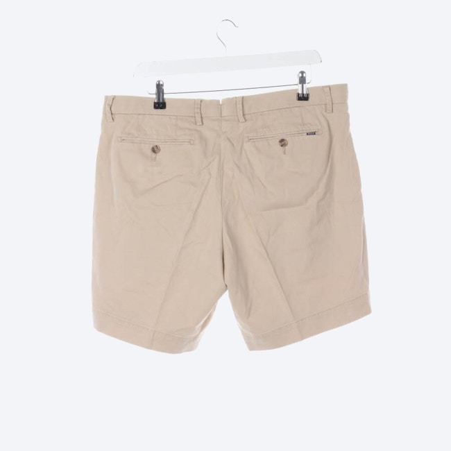 Image 2 of Shorts W36 Beige in color White | Vite EnVogue