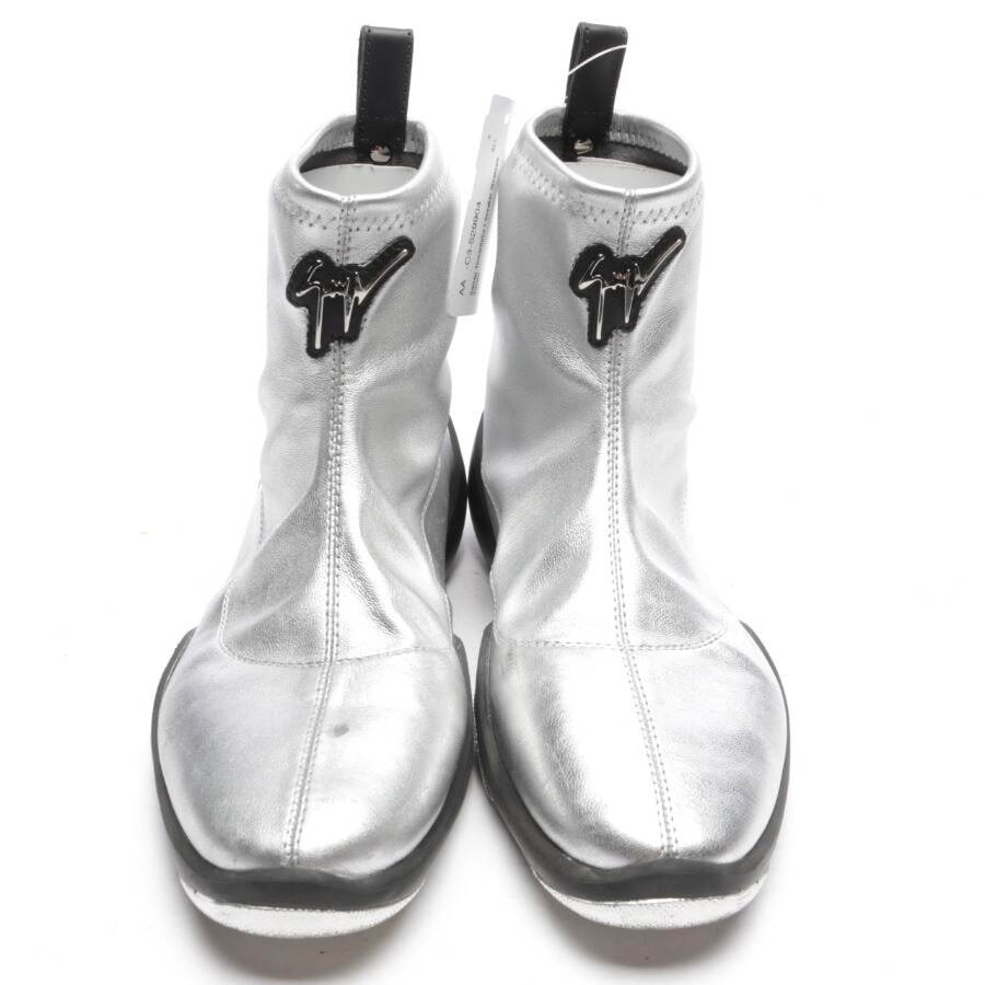 Bild 2 von High-Top Sneaker EUR 37 Silber in Farbe Metallic | Vite EnVogue