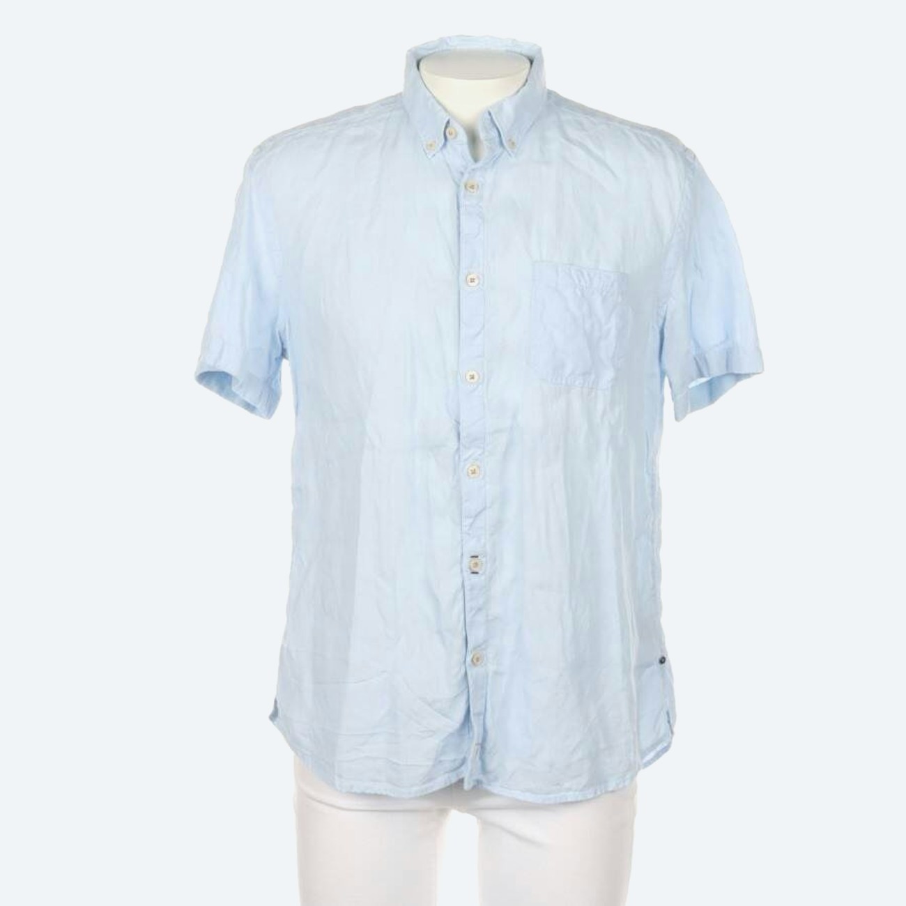 Image 1 of Linen Shirt L Lightblue in color Blue | Vite EnVogue