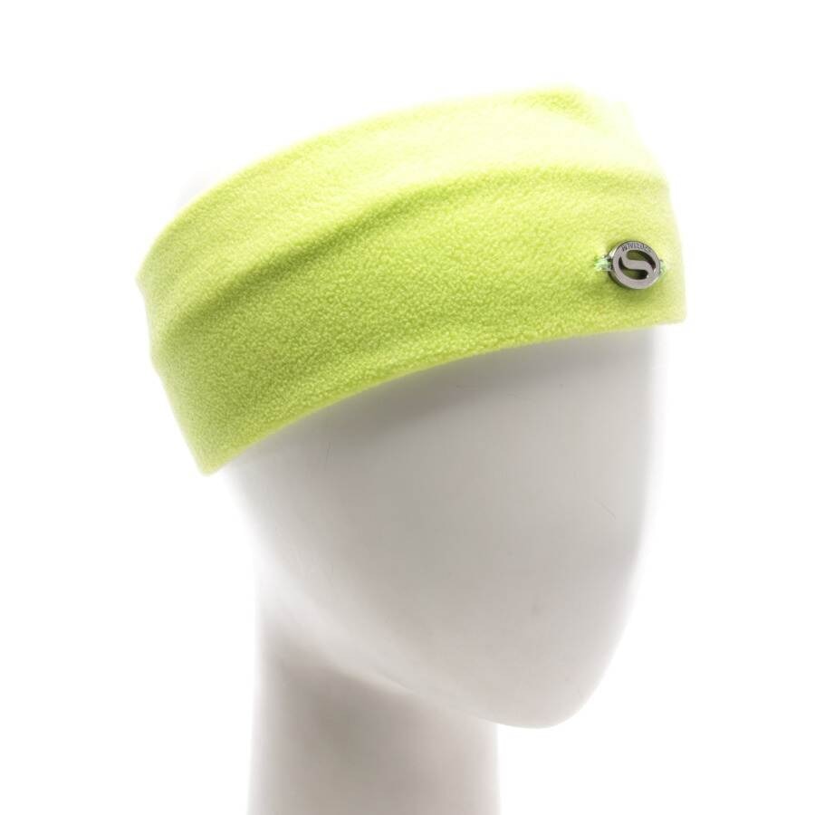 Image 2 of Cap Chartreuse in color Green | Vite EnVogue