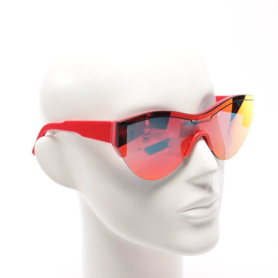 Image 2 of BB0004S Sunglasses Red in color Red | Vite EnVogue
