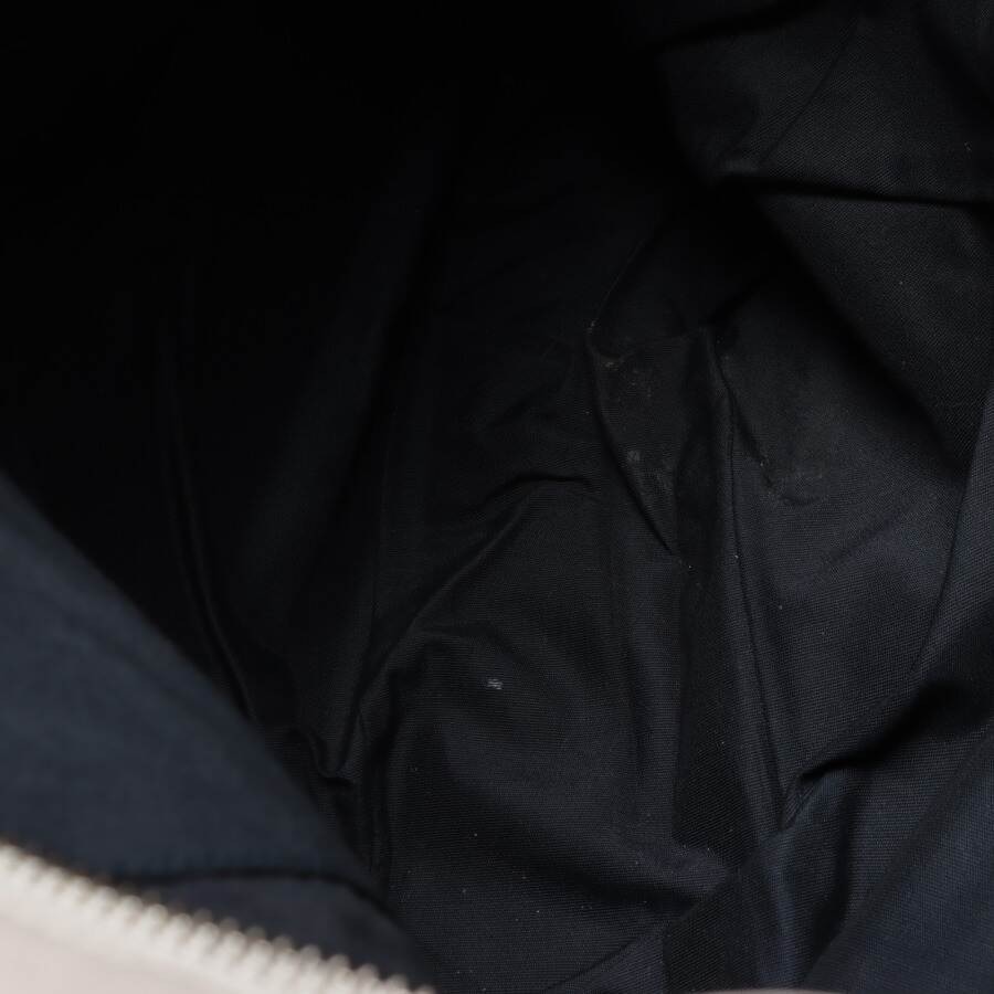 Image 3 of Shoulder Bag Lightgray in color Gray | Vite EnVogue