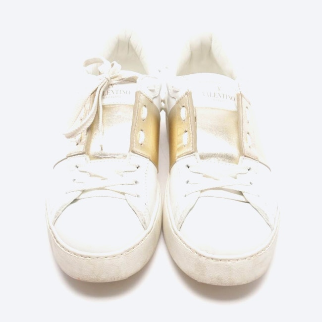 Image 2 of Rockstud Sneakers EUR38 White in color White | Vite EnVogue
