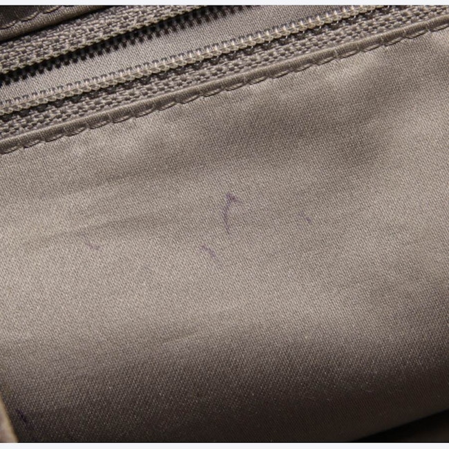 Image 11 of 2.55 Shoulder Bag Silver in color Metallic | Vite EnVogue