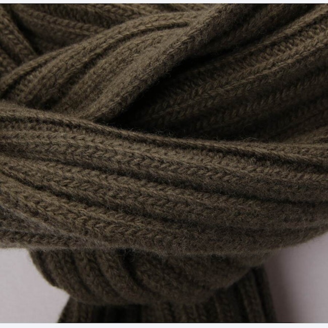 Image 2 of Wool Scarf Olive Green in color Green | Vite EnVogue