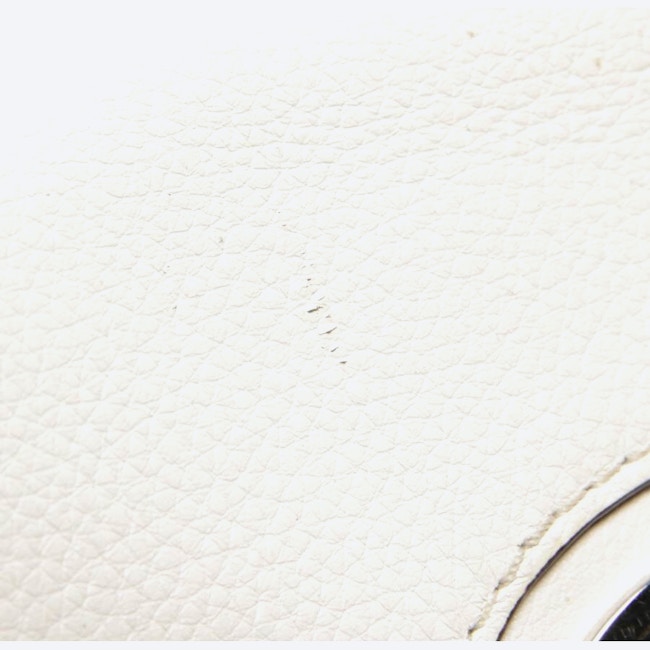 Image 5 of Shoulder Bag White in color White | Vite EnVogue