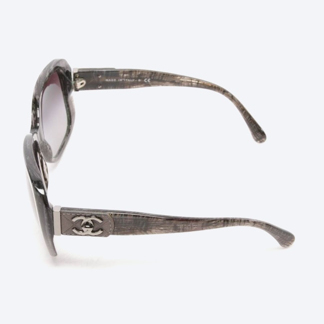 Image 3 of 5234-Q Sunglasses Gray in color Gray | Vite EnVogue