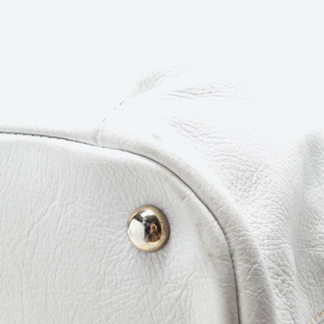 Image 7 of Shoulder Bag White in color White | Vite EnVogue
