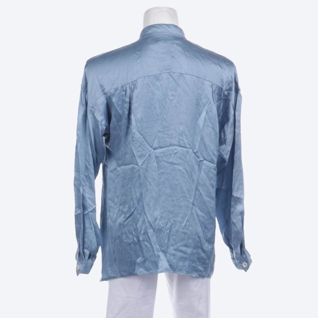 Image 2 of Silk Shirt XS Light Blue in color Blue | Vite EnVogue
