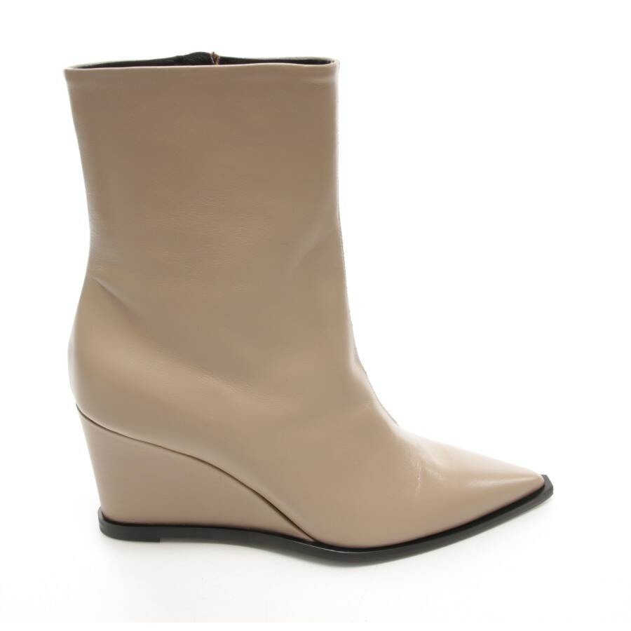 Image 1 of Ankle Boots EUR 38.5 Beige in color White | Vite EnVogue