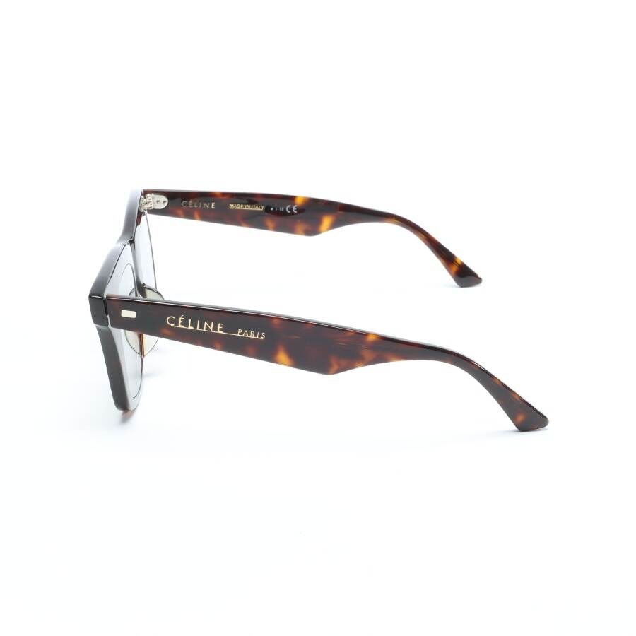 Image 3 of CL40057I Sunglasses Dark Brown in color Brown | Vite EnVogue