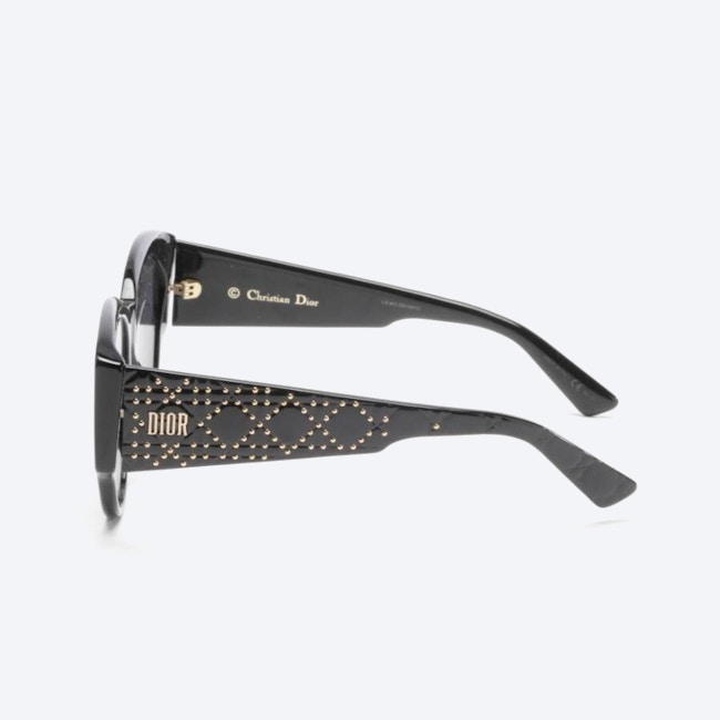 Image 3 of 8072K Sunglasses Black in color Black | Vite EnVogue