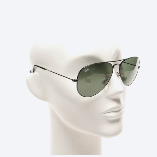 Image 2 of RB3025 Sunglasses Black in color Black | Vite EnVogue