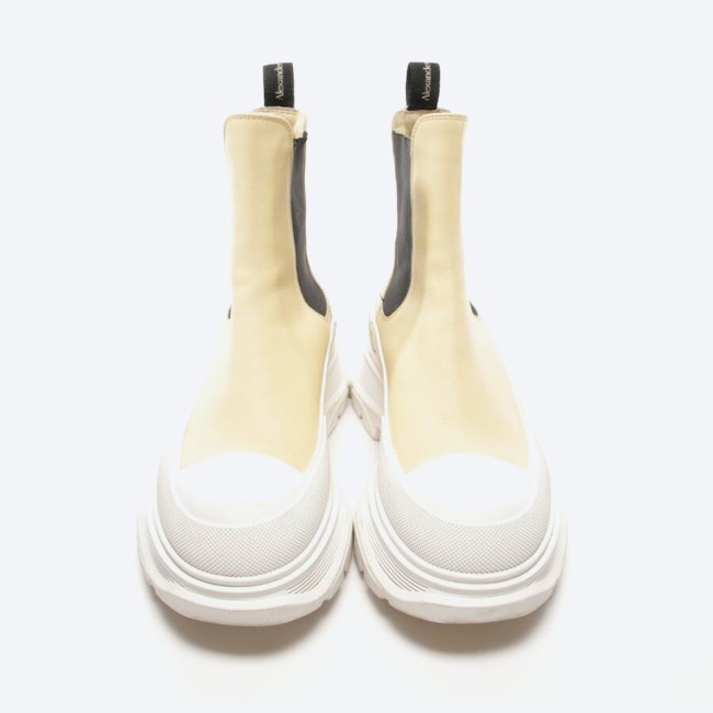 Image 2 of Ankle Boots EUR 40 Beige in color White | Vite EnVogue