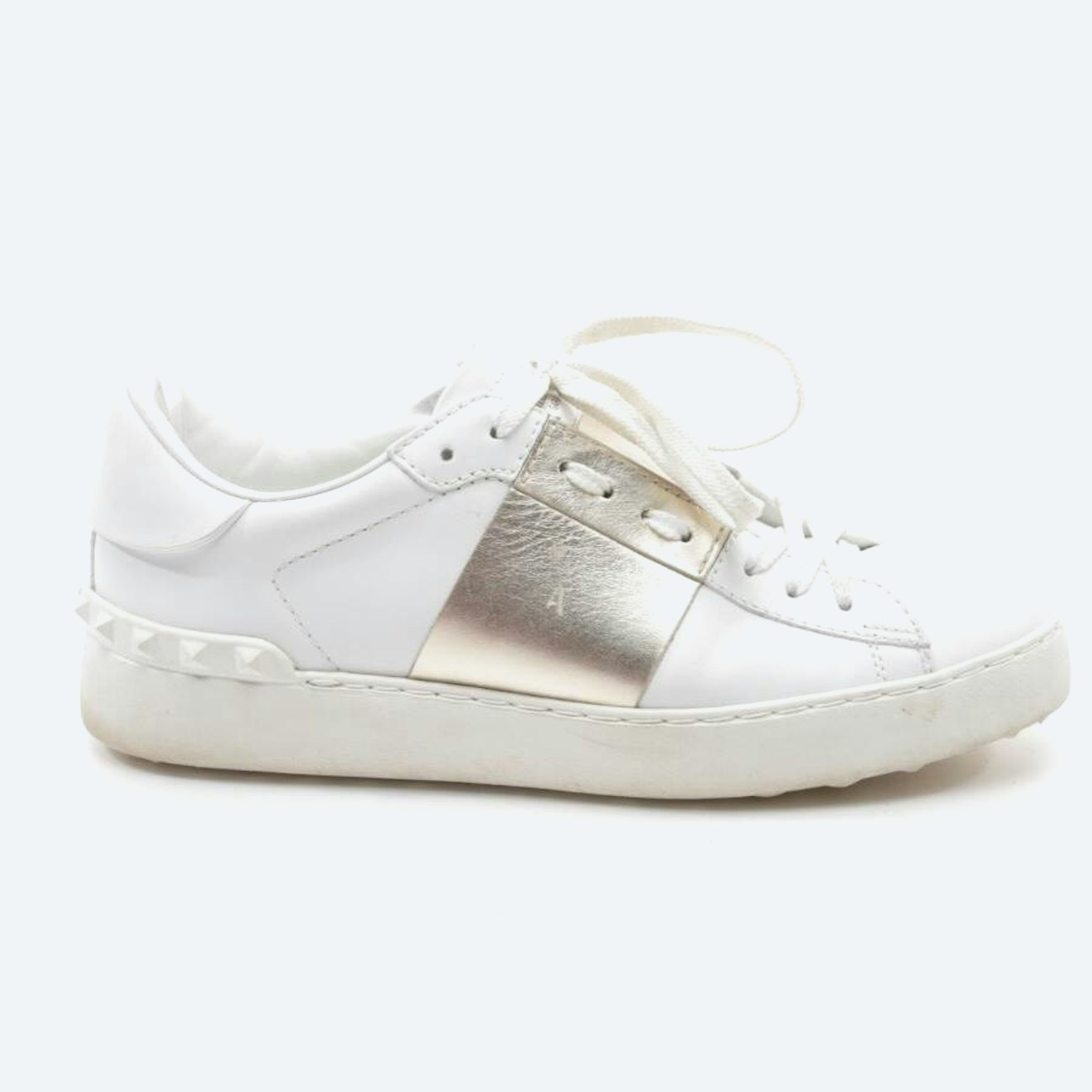 Image 1 of Rockstud Sneakers EUR 38.5 White in color White | Vite EnVogue